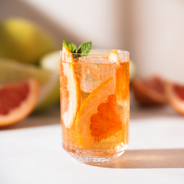 image of cold instant tea made up with orange slices 
