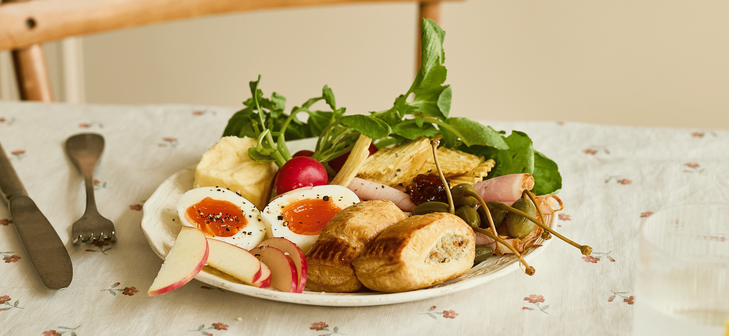 Picky bits plate