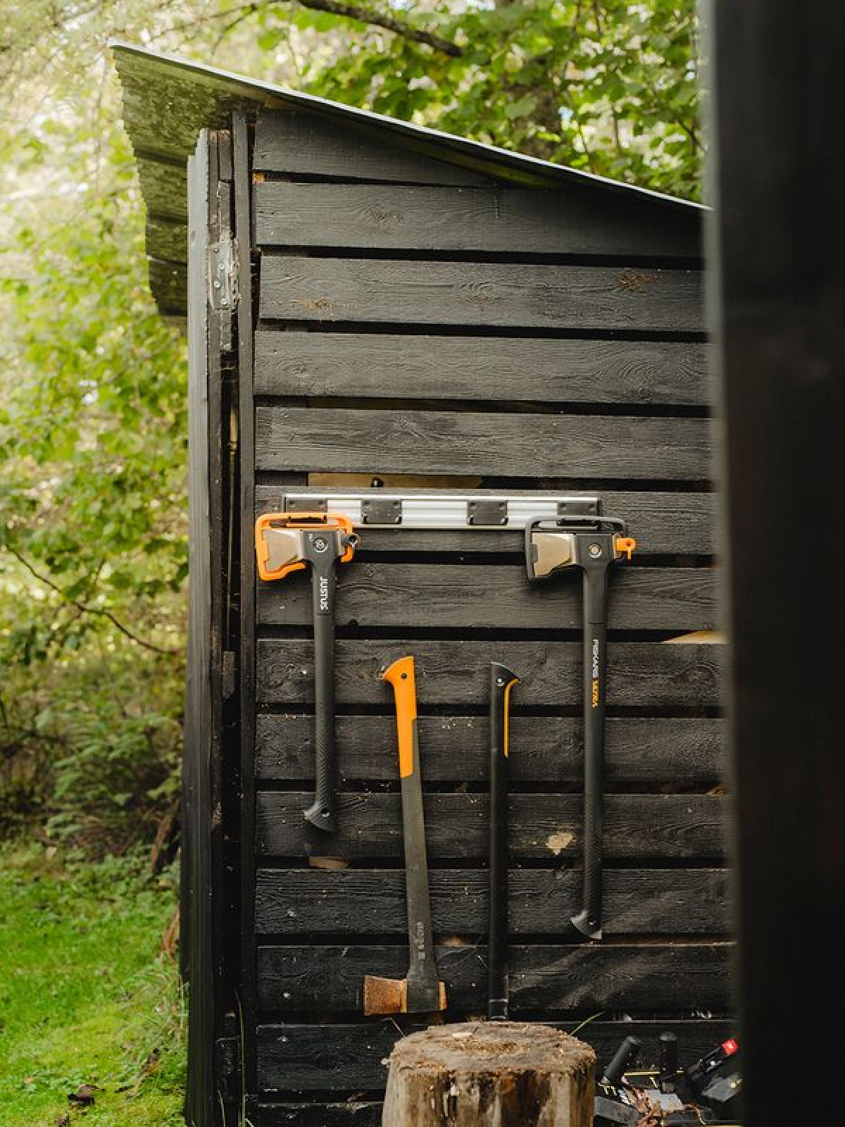 Ascia universale Fiskars Village