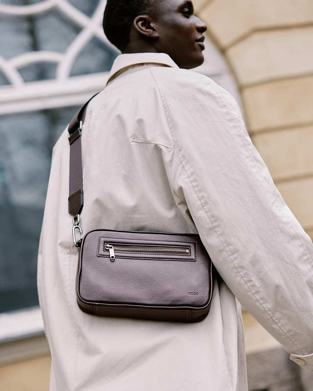 ECCO Casual Walking Collection