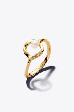 Organically Shaped Pavé Circle & Treated Freshwater Cultured Pearl Ring