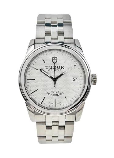 Tudor Glamour Date