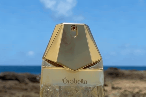 gif of orebella's NEROLI'S HALO MIST