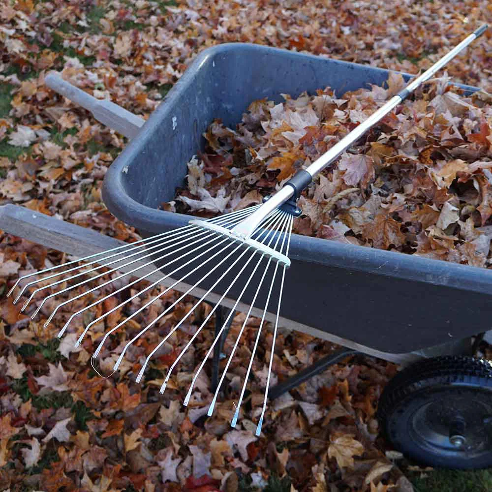 Image of Collapsing Garden and Leaf Rake with Extendable Handle