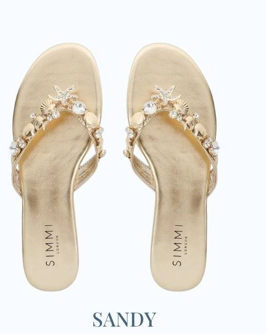 Sandy toe thong gold shoe 