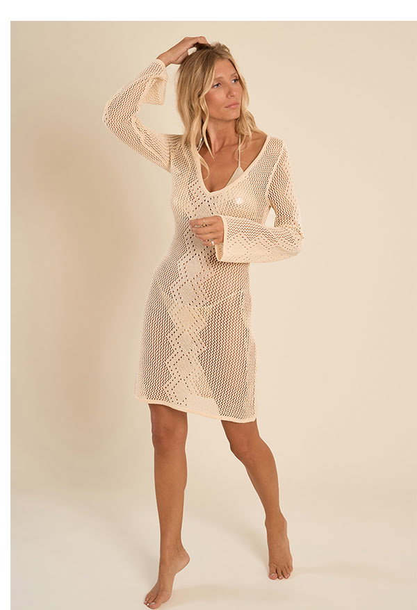 Robe courte de plage en crochet