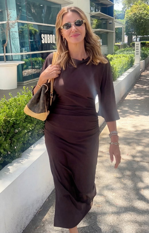 The Ivy in Black