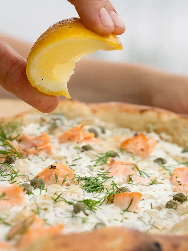 Salmon & cream cheese pizza