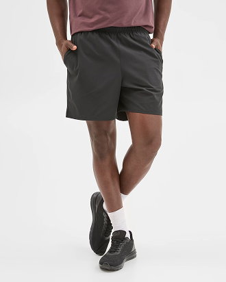 Active core woven shorts
