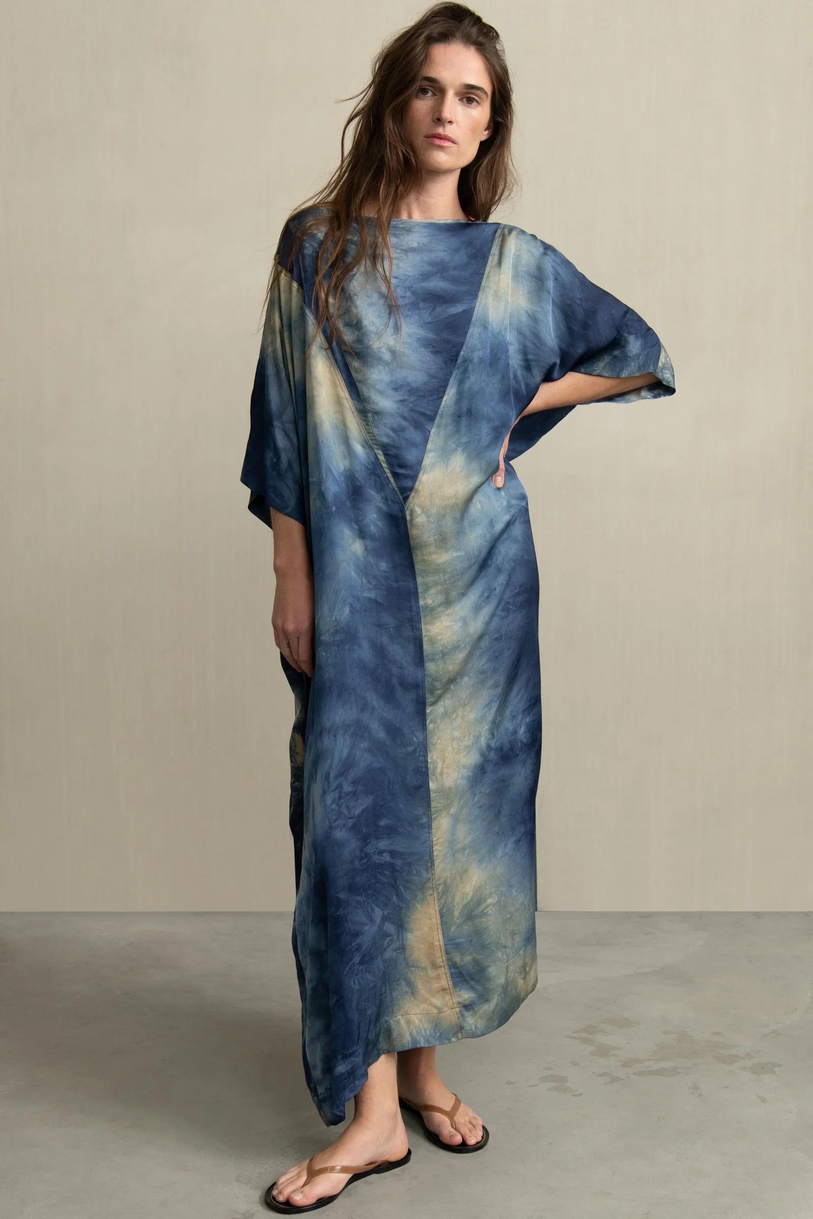 Image of LINDA DRESS MIDNIGHT