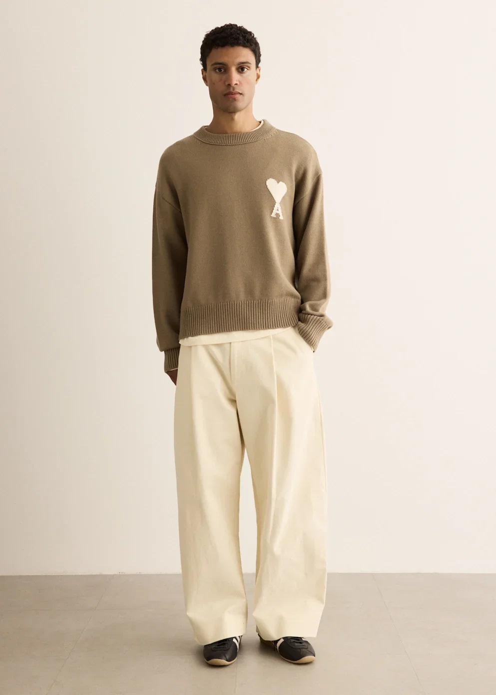 Image of Crewneck Sweater With Contrasted Ami De Coeur