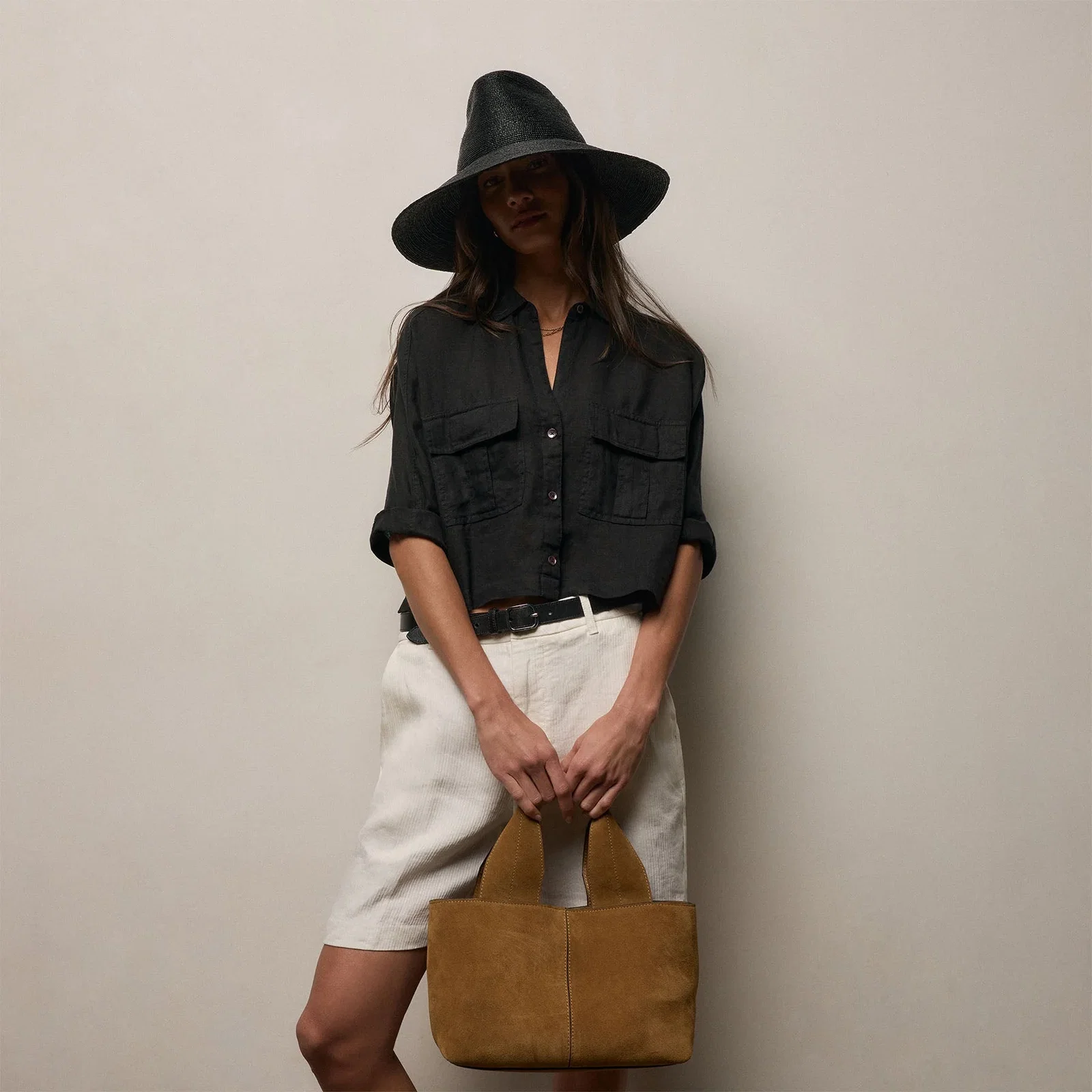 Image of Linen Cropped Pocket Shirt - Black