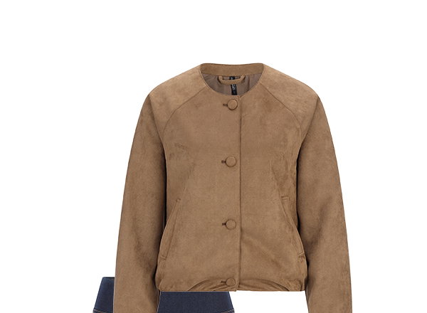Jacke, braun, Knopfverschluss, seitliche Taschen, Produktansicht, Vorderansicht