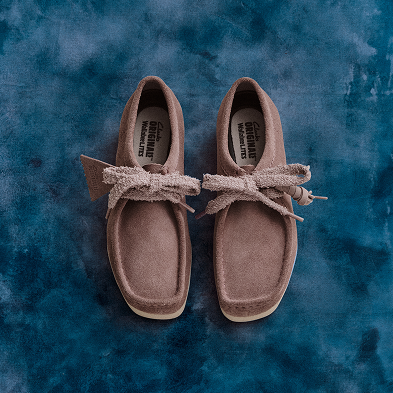 Shop Wallabee Lite Dusty Pink Suede