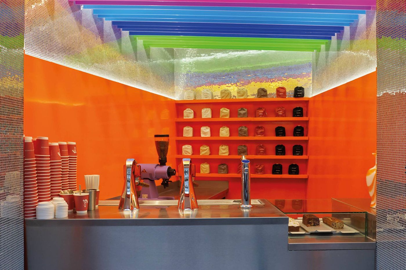 🏛️ DESIGN ENTHUSIASTS: Café Nuances