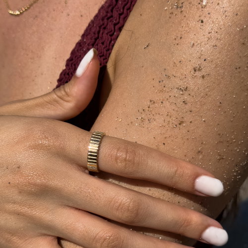 HOW TO STYLE CHUNKY JEWELLERY