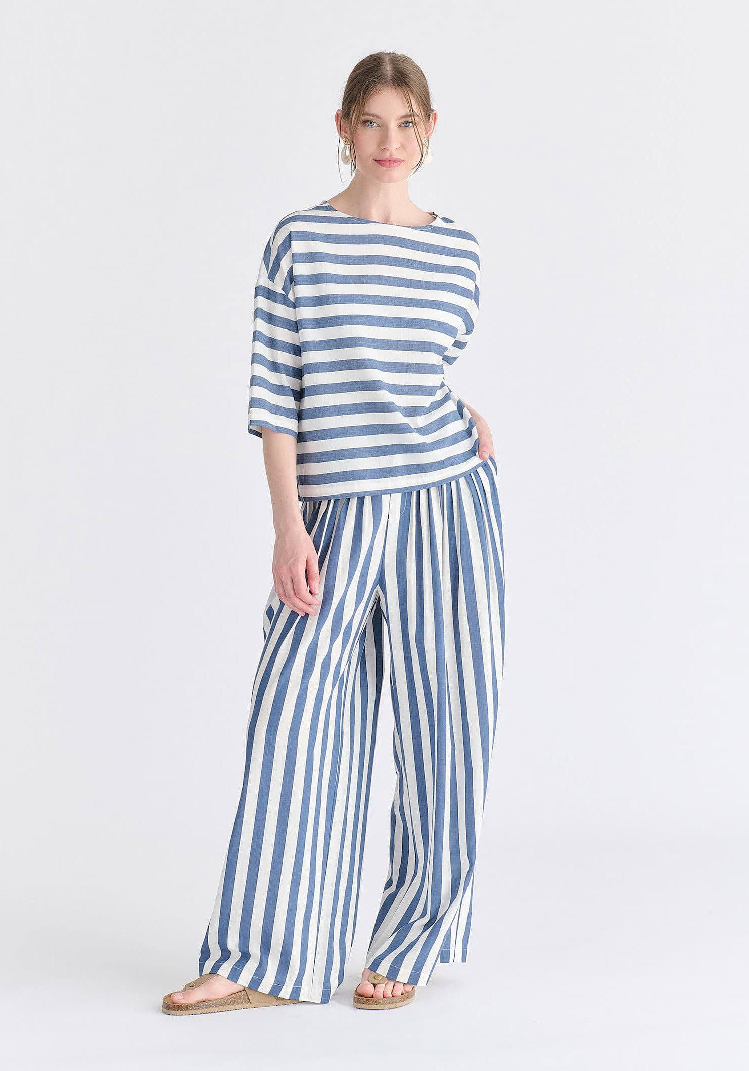 Side Splits Detail Relaxed Top in Blue and White