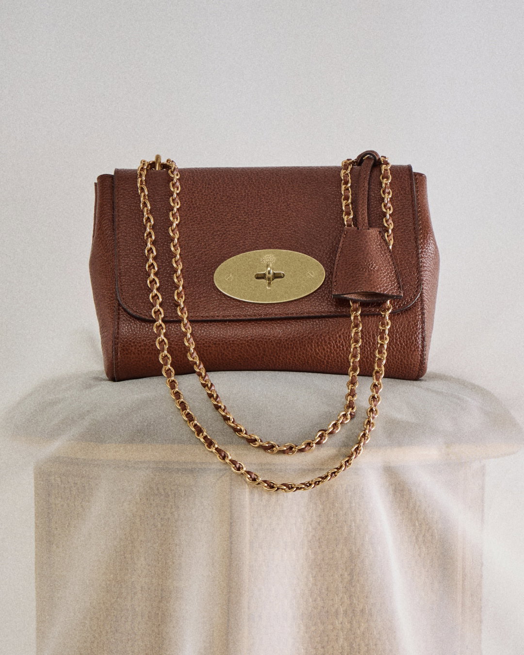 Lily in Oak