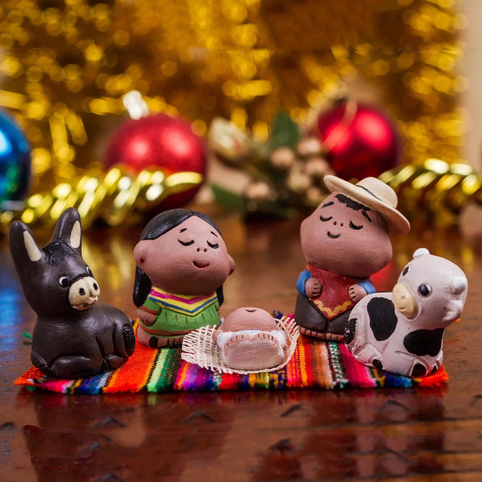 Image of Artisan Crafted Colorful Ceramic Nativity Scene (5 Pieces) - Peruvian Nativity
