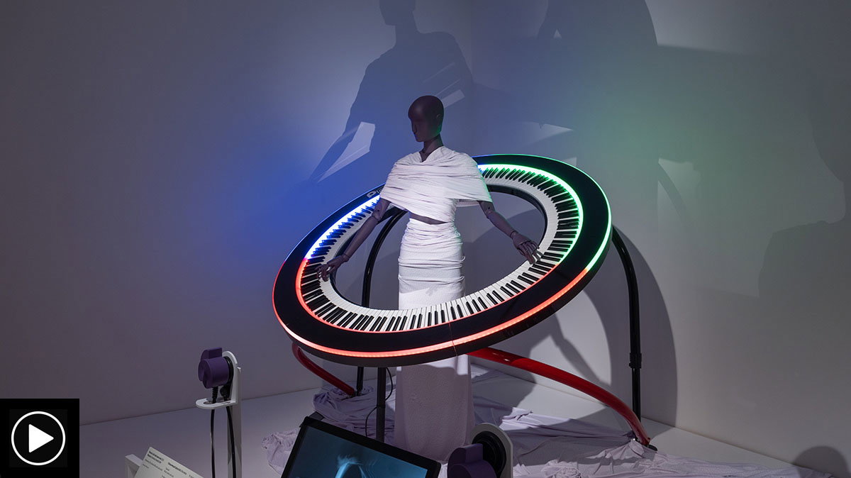Exhibition Tour—Musical Bodies