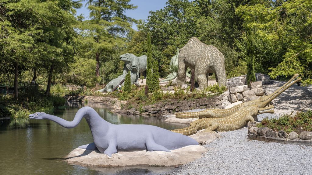 Crystal Palace Park dinosaur