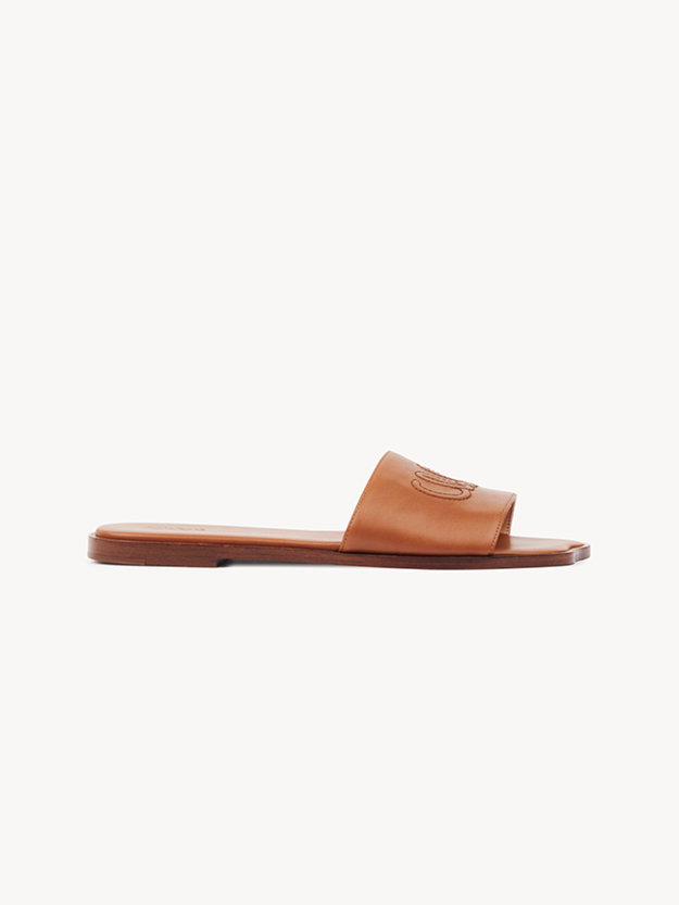 Chloé Soleil slide