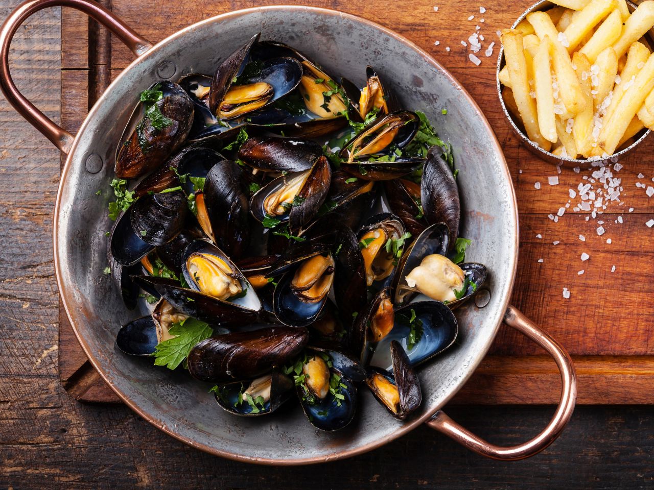 Moules Frites - Miesmuscheln belgische Art