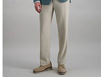 Man poses in a Haggar outfit