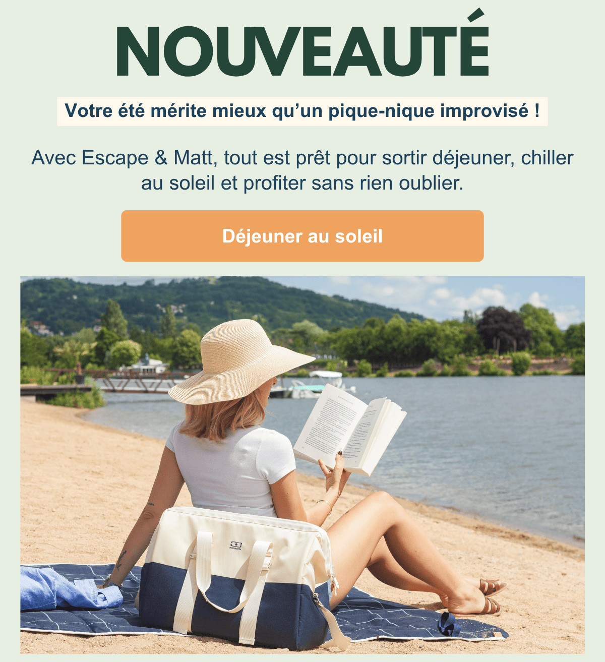 Visuel lifestyle sac et nappe pique nique sur plage