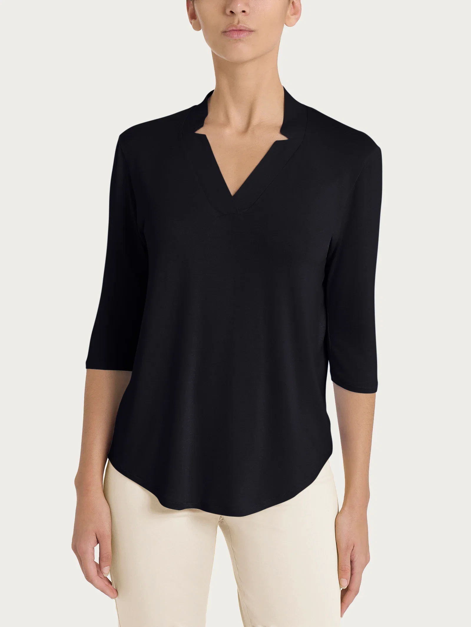 Image of Maglietta con scollo a V in Viscosa Summer - Nero