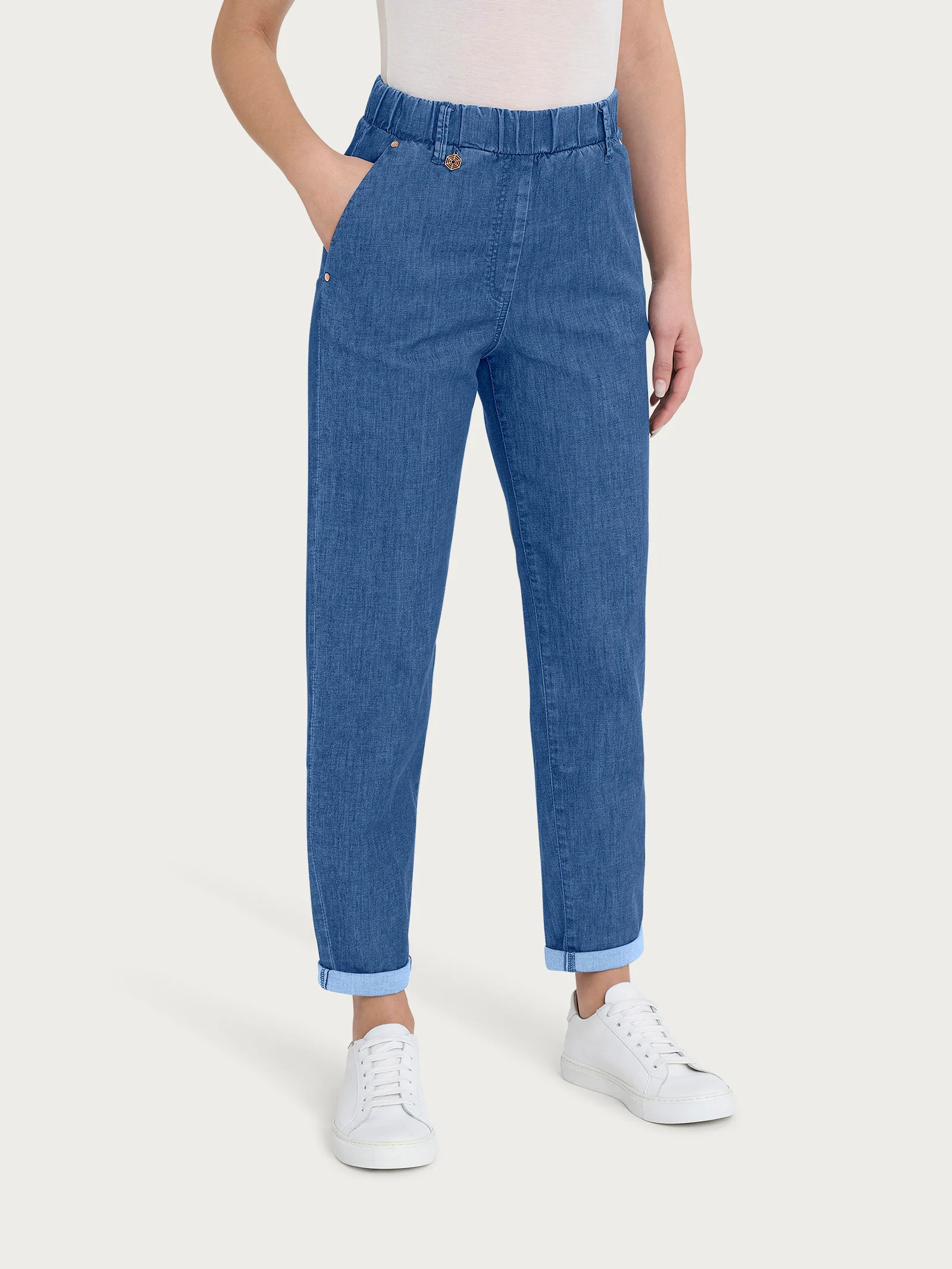 Image of Jeans a carota con tasche in Light Denim - Delave'