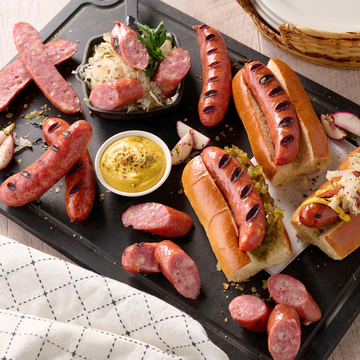 Kansas City Steak Company (20) 2.8 oz. White Cheddar Bratwurst
