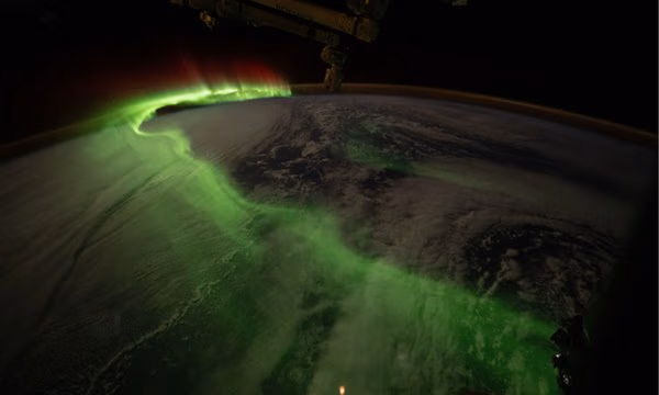 See the southern lights from space in new ISS video | Nautilus