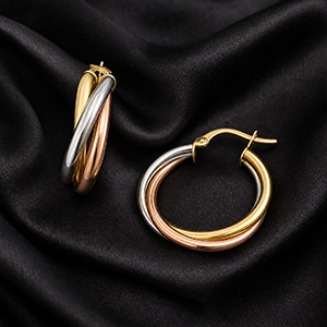 Boucles d'oreilles Créoles Entrelacées 6.7mm x 26mm 3 Ors 375