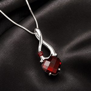 Pendentif Argent Grenat Coeur