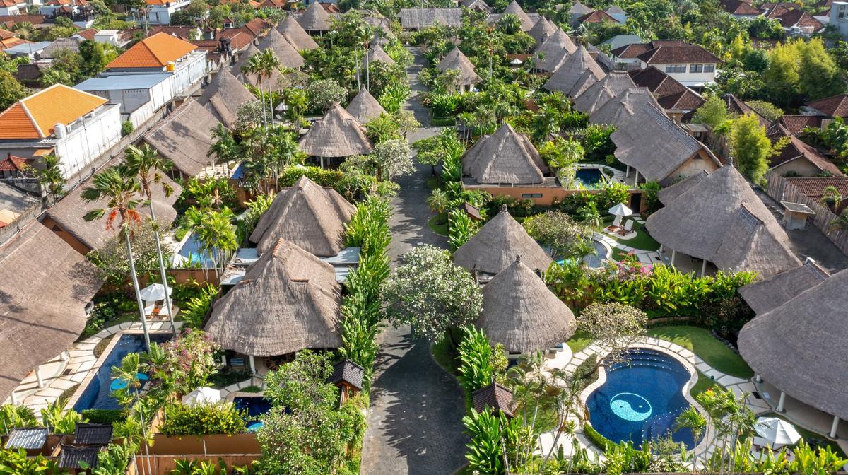 Seminyak Private Pool Villas with Massages, Daily Breakfast, Nightly Dinner & Cocktails