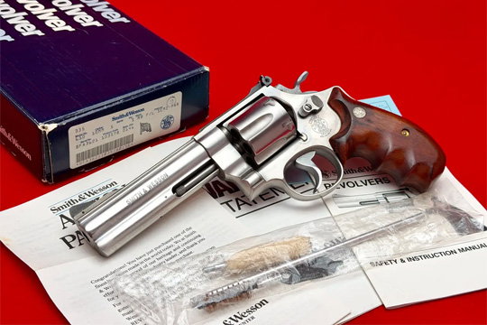 Smith & Wesson Model 610