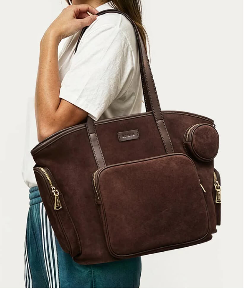 Skipper Cargo Tote in Fudge Suede