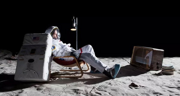 Get a Moon Land Deed for Your Own Piece of the Lunar Surface