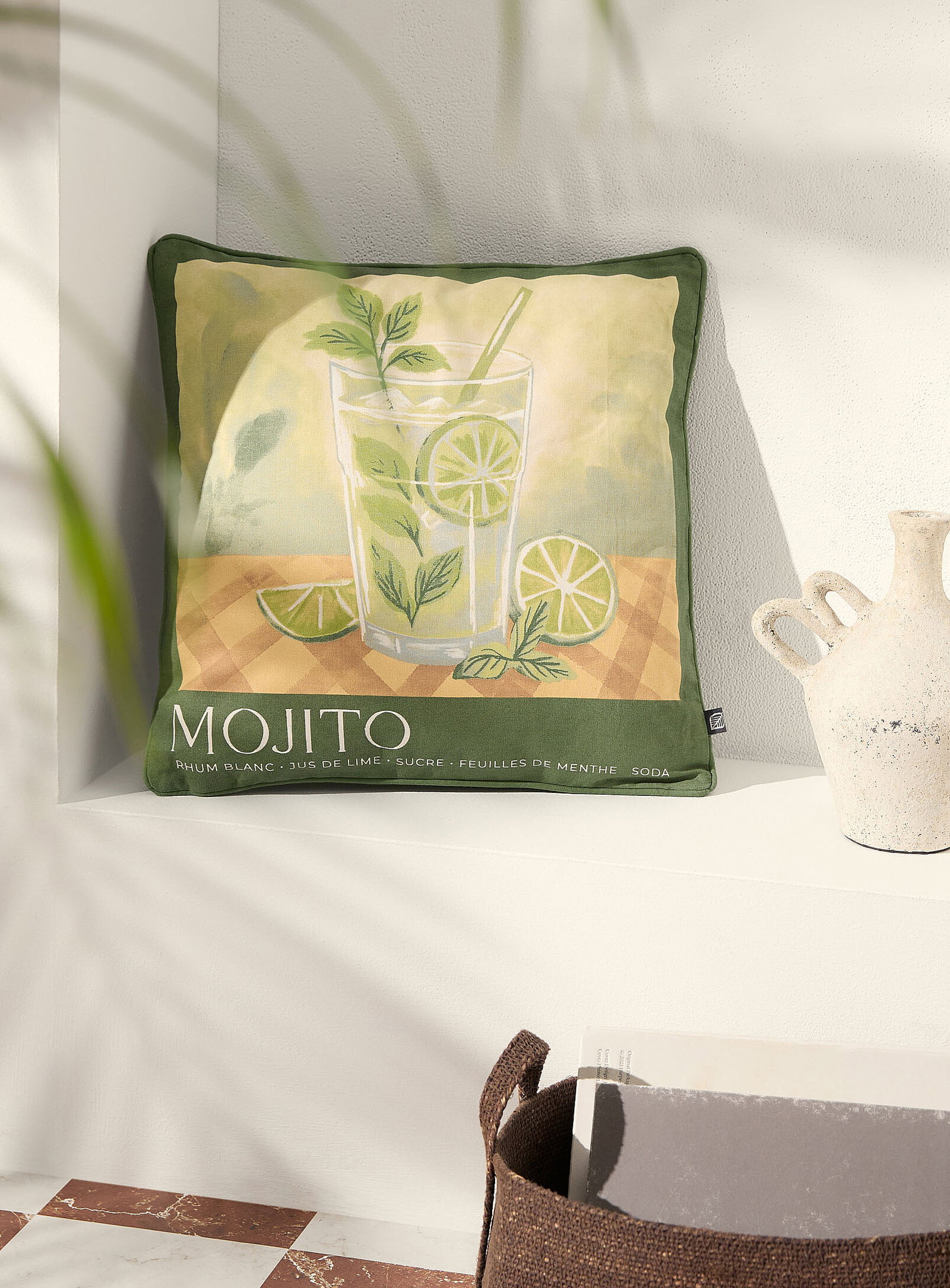 Mojito cocktail outdoor removable-cover cushion<br>45 x 45 cm