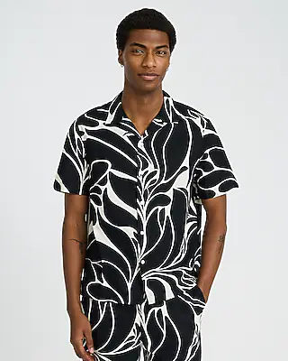 Abstract Contrast Linen-Blend Short Sleeve Shirt