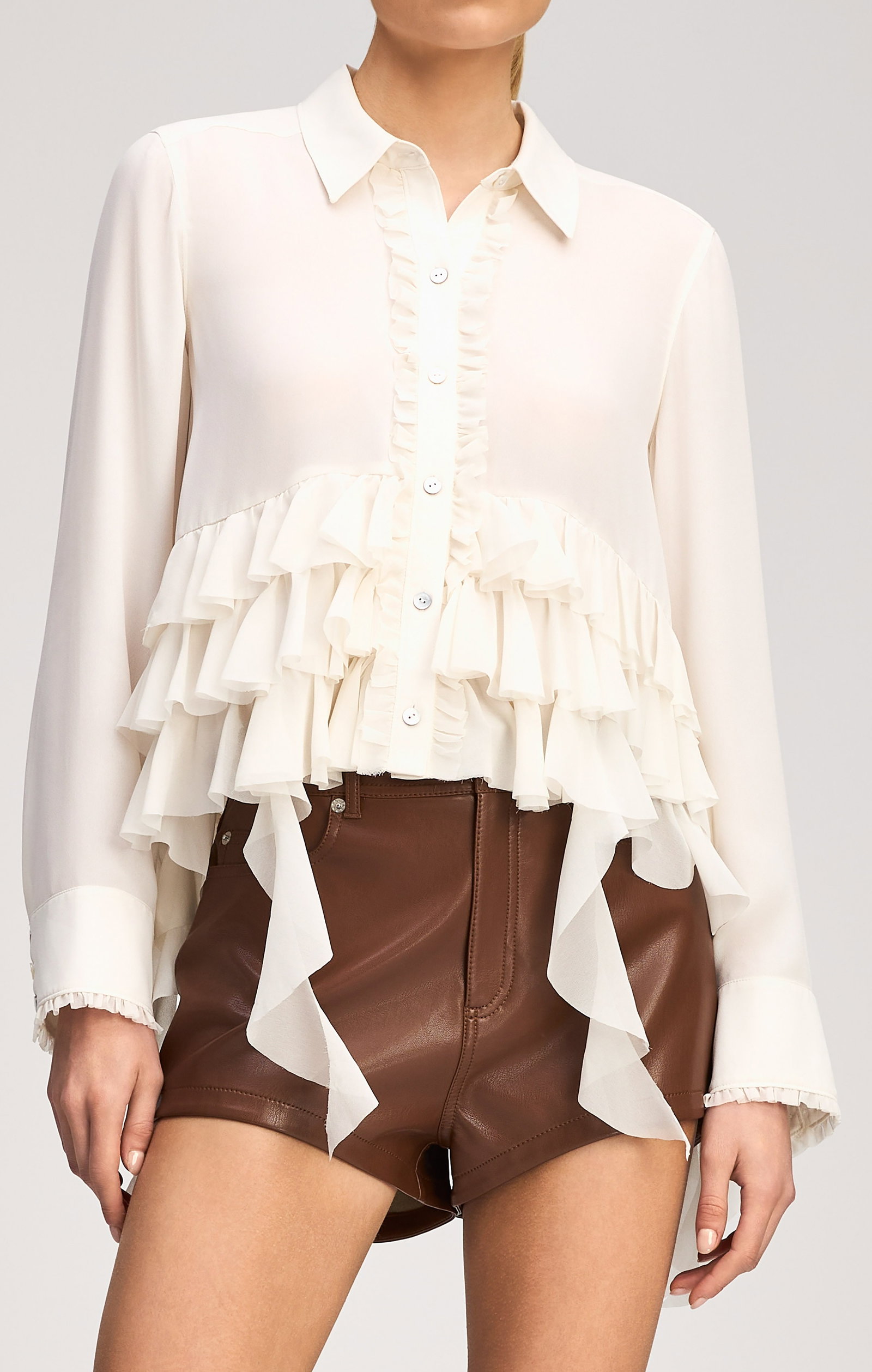 https://cinqasept.nyc/products/nori-top-in-ivory-zw22597770z