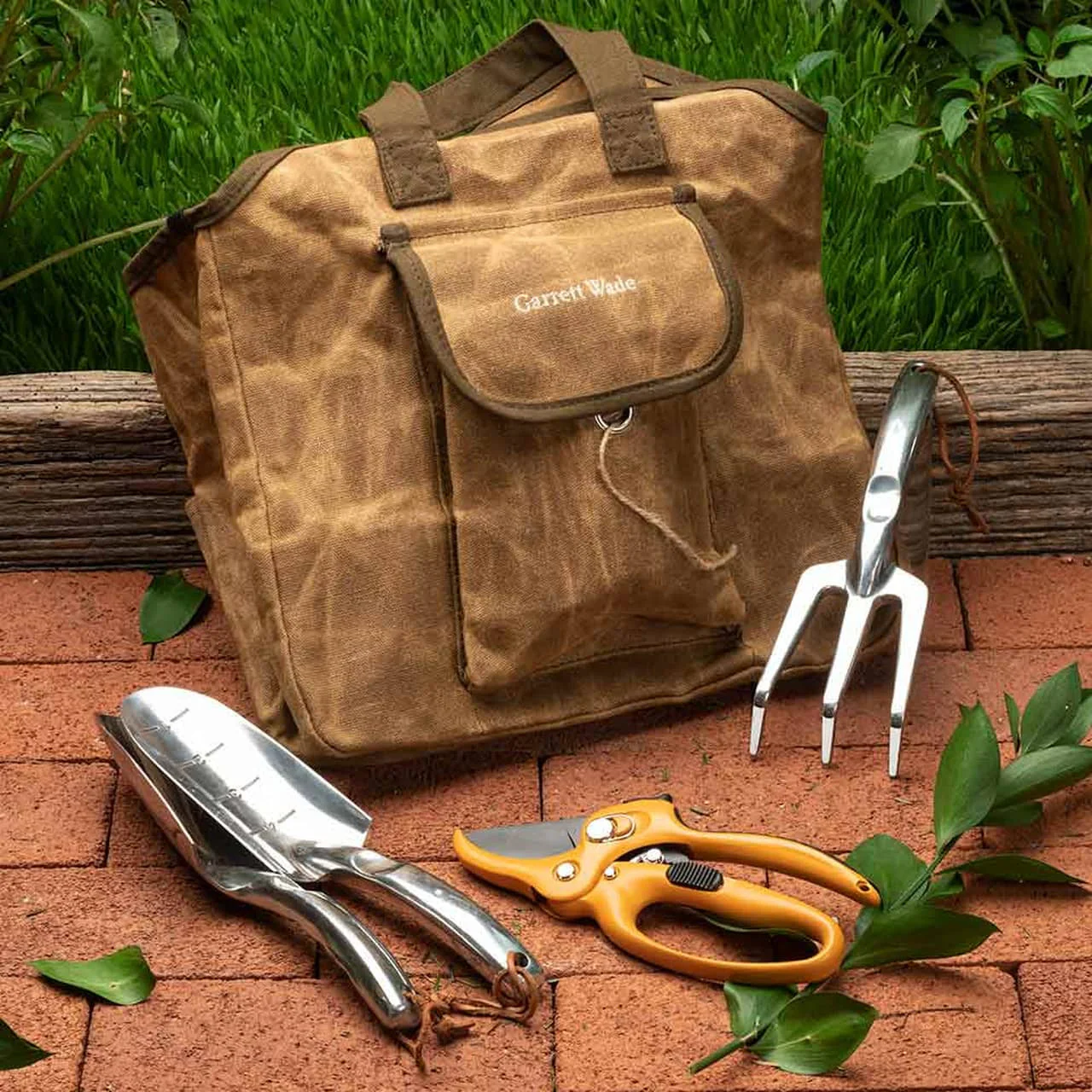 Image of Essential Garden Set