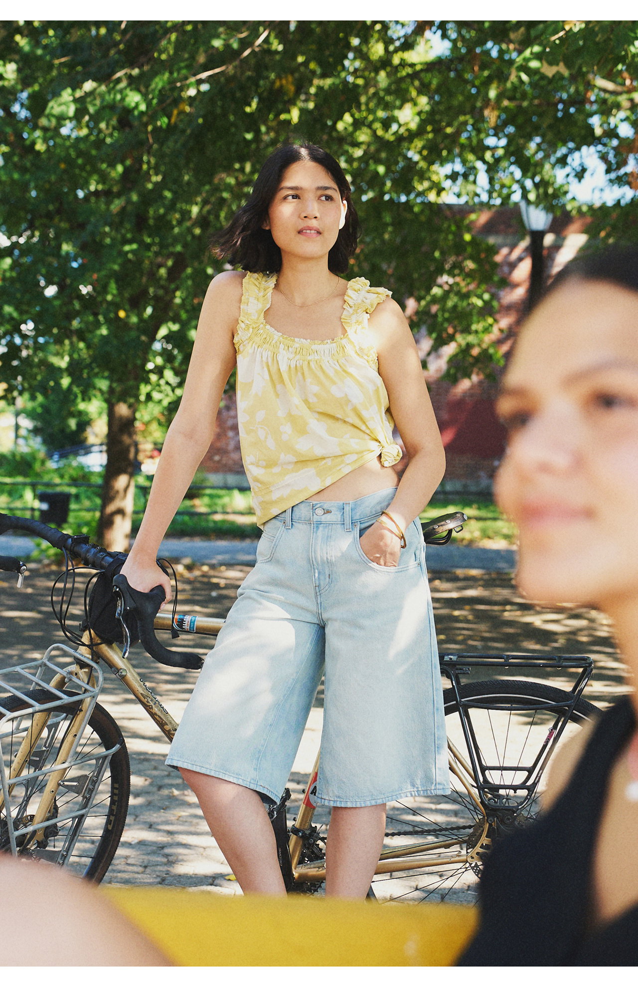 YELLOW TANK