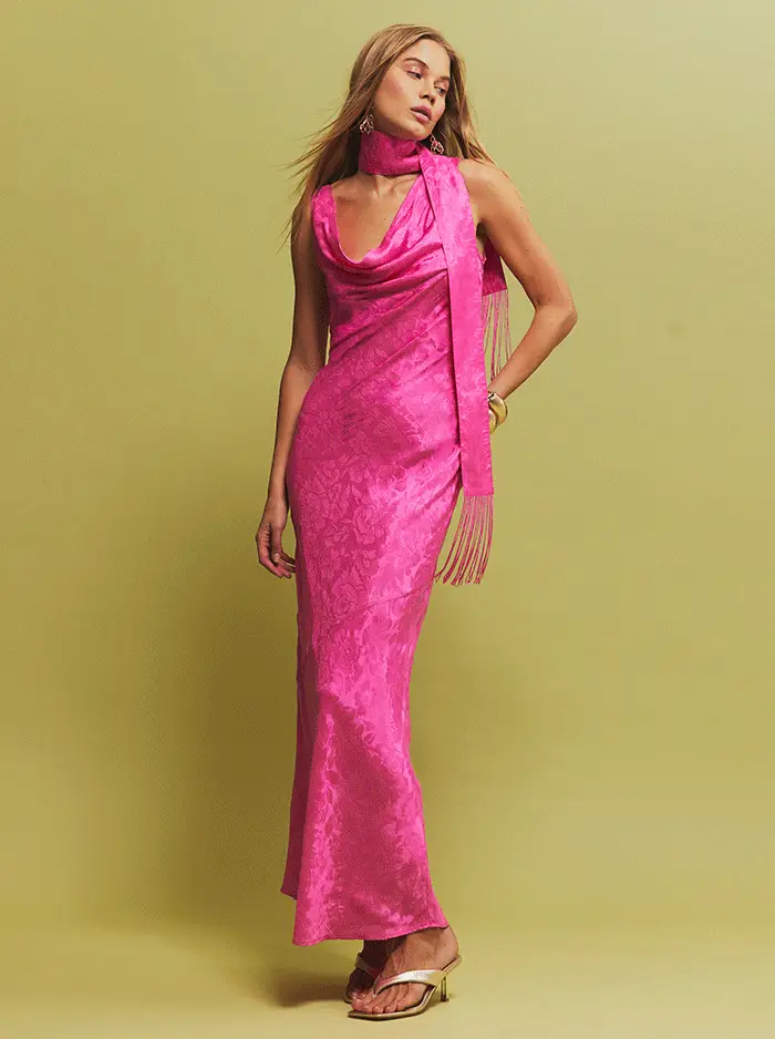 SHOP THE TREND