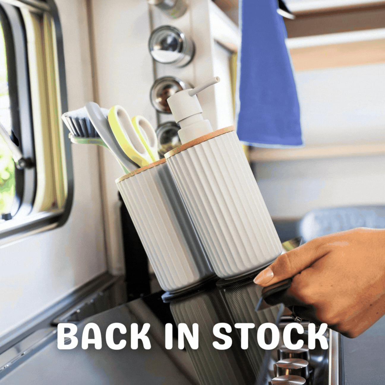 BACK IN STOCK: Magnetic Soap Dispenser & Magnetic Toothbrush Cup incl. Pads