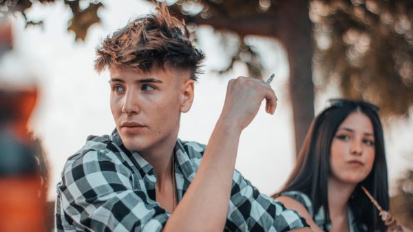  Je vais accueillir mon petit-fils, gros fumeur de cannabis, pour les vacances 