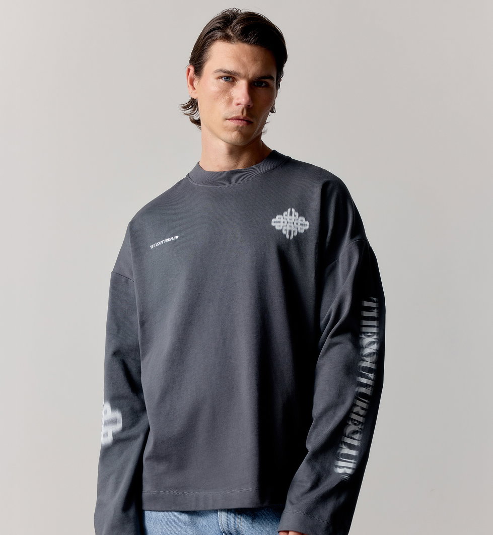 MOTION BLURRED LONG SLEEVE T-SHIRT
