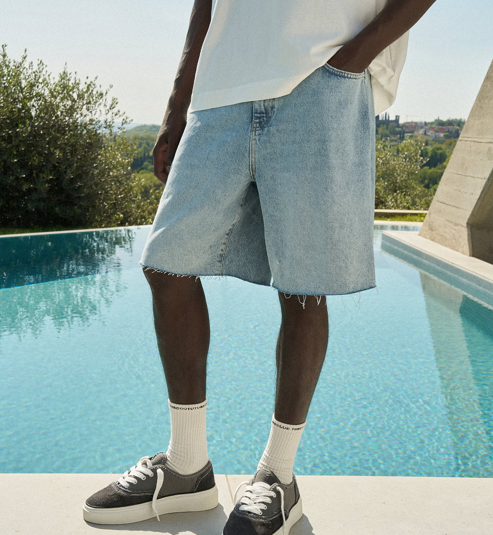 DENIM RAW EDGE SHORTS