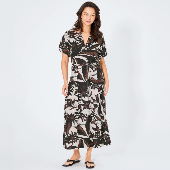 Frauenmodel träg grün gemusterte Hose